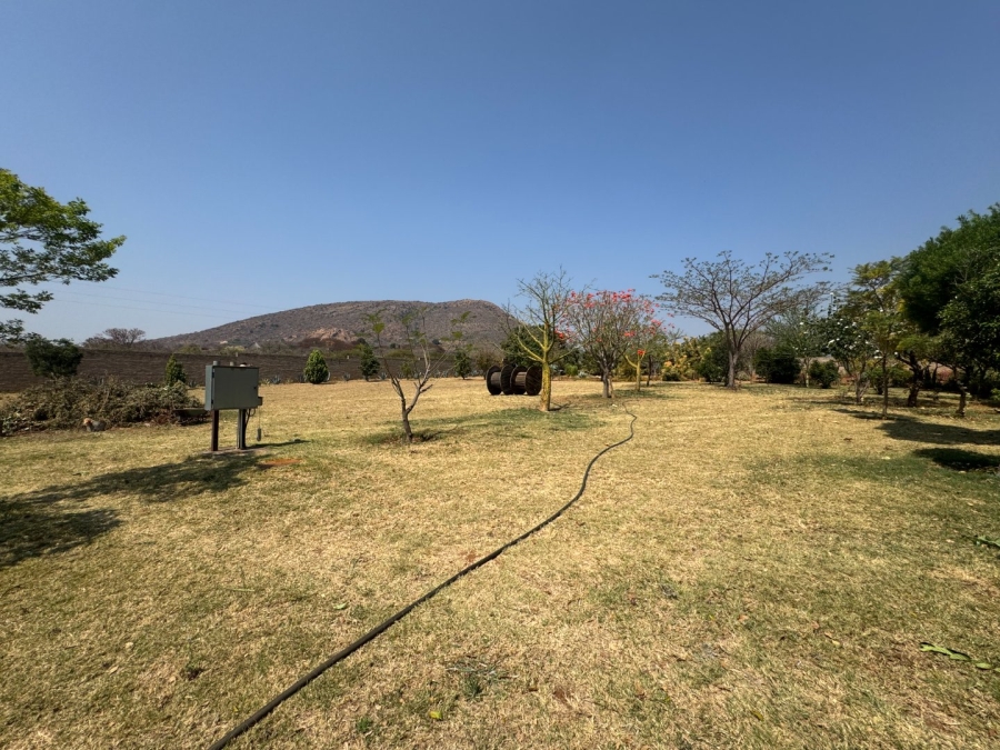 To Let 3 Bedroom Property for Rent in Zilkaatsnek North West